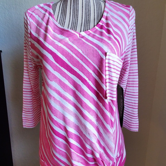 NWT ONQUE CASUAL SIDE TWIST WAIST BLOUSE SZ LP - Picture 2 of 8